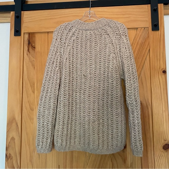 Zara Knit Sweater - Picture 5 of 6